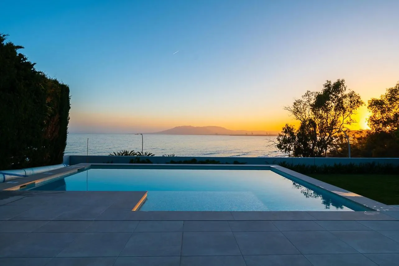 Homeclub Espectacular Villa En El Candado Malaga Spain